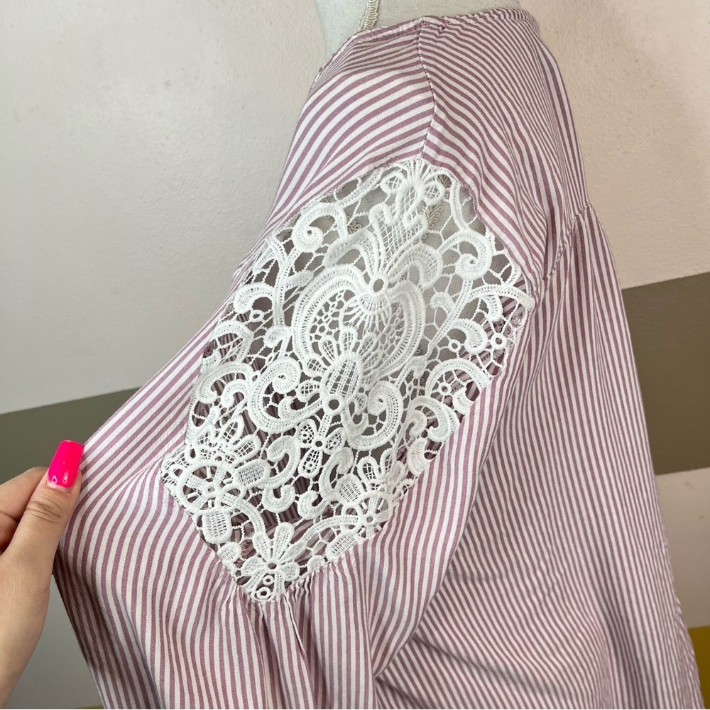 2/$25 Lane Bryant Pink Stripes Floral Lace Business Feminine Casual Blouse 22/24 - Picture 8 of 13